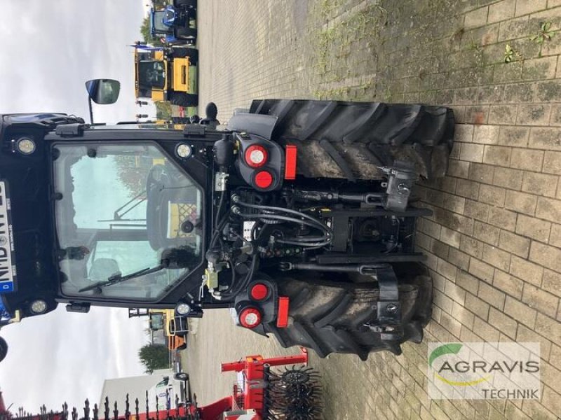 Traktor Türe ait New Holland T 4.110 V CAB, Vorführmaschine içinde Naumburg (resim 3)