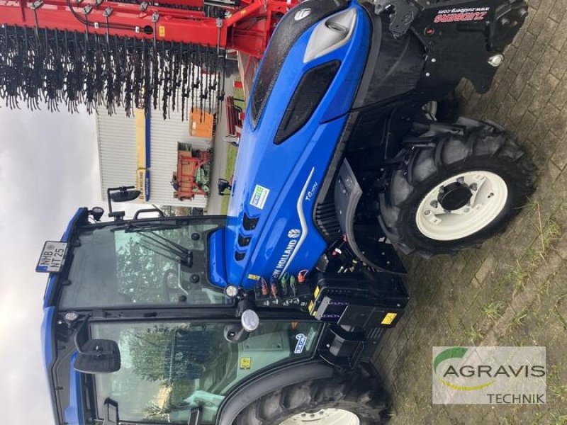 Traktor Türe ait New Holland T 4.110 V CAB, Vorführmaschine içinde Naumburg (resim 2)