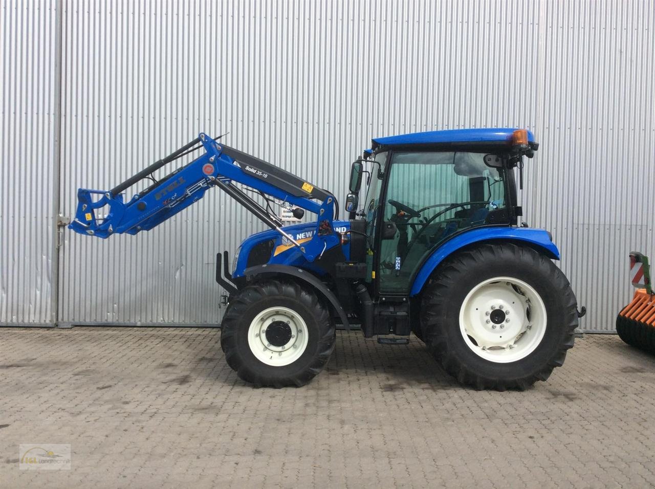 Traktor типа New Holland T 4.55 S, Gebrauchtmaschine в Pfreimd (Фотография 2)
