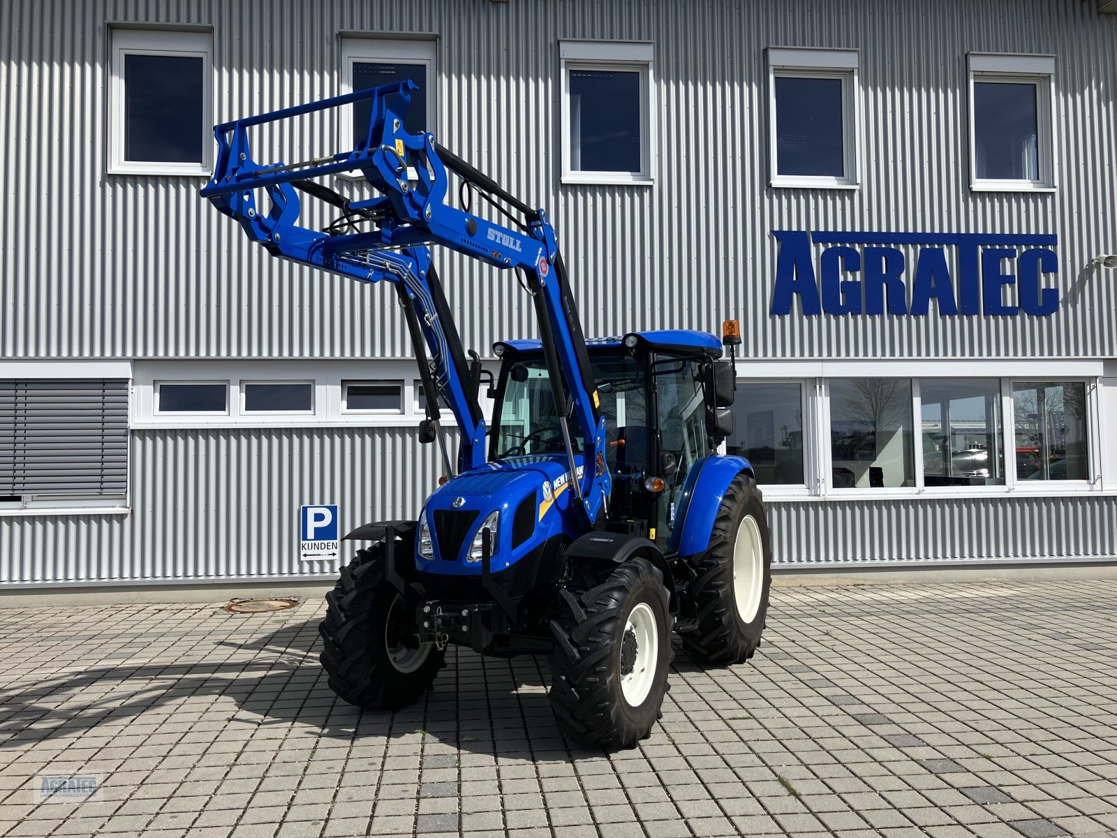 Traktor tipa New Holland T 4.55 S, Gebrauchtmaschine u Salching bei Straubing (Slika 1)