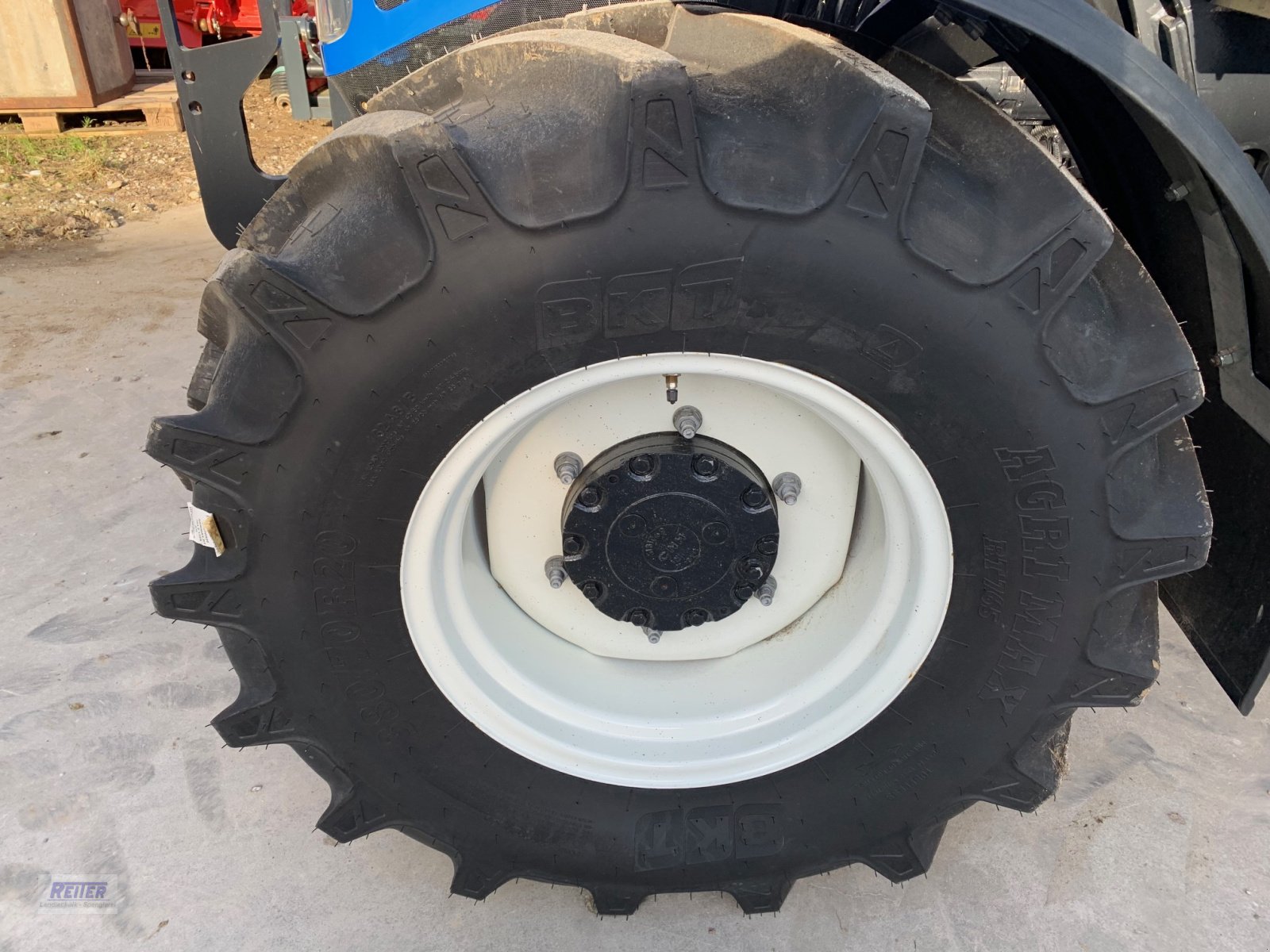 Traktor of the type New Holland T 4.55, Neumaschine in Geratskirchen (Picture 20)