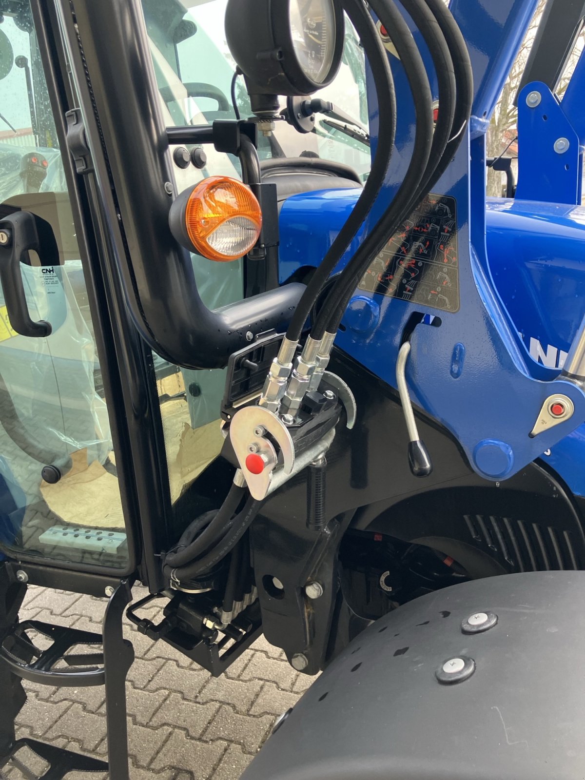 Traktor του τύπου New Holland T 4.55, Neumaschine σε Velden (Φωτογραφία 5)