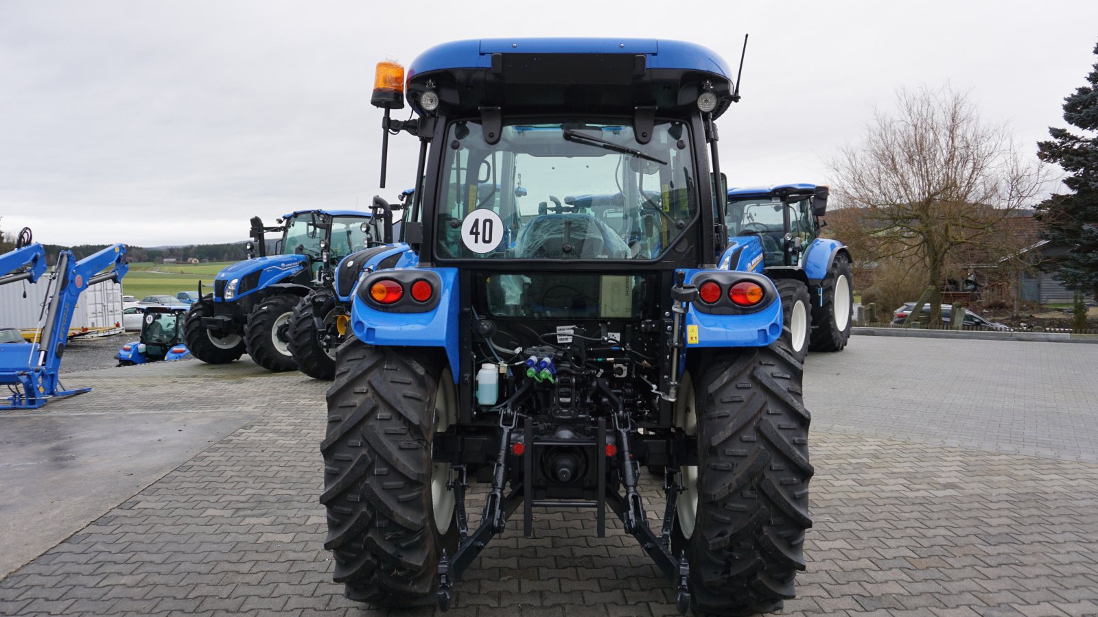 Traktor типа New Holland T 4.55S inkl. STOLL Frontlader, Neumaschine в Rötz (Фотография 11)