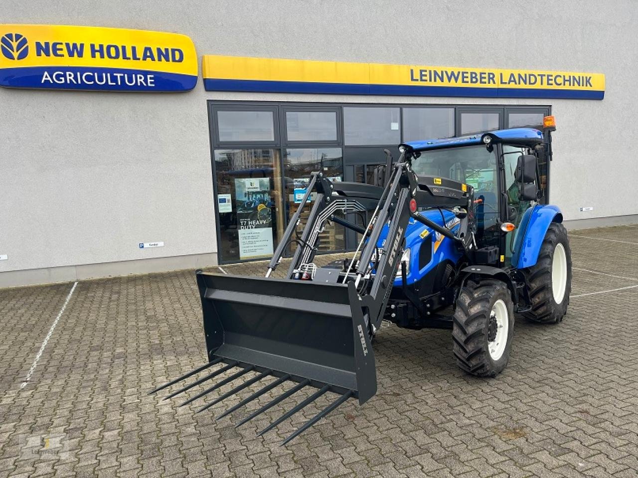 Traktor del tipo New Holland T 4.65 S, Neumaschine en Neuhof - Dorfborn (Imagen 1)