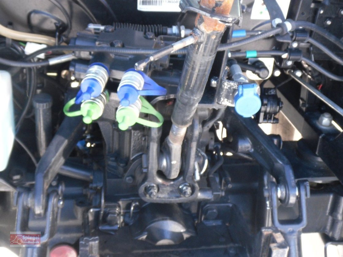 Traktor du type New Holland T 4.65, Gebrauchtmaschine en Freystadt (Photo 8)