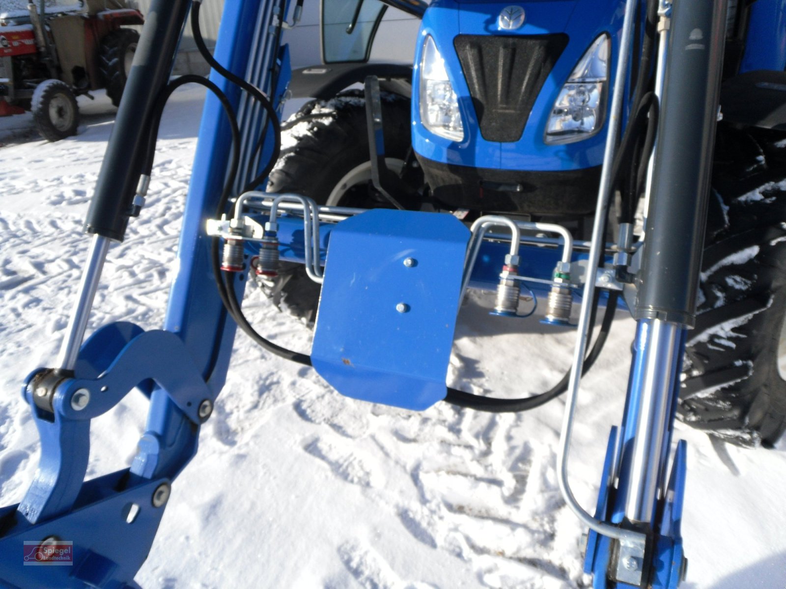 Traktor du type New Holland T 4.65, Gebrauchtmaschine en Freystadt (Photo 12)