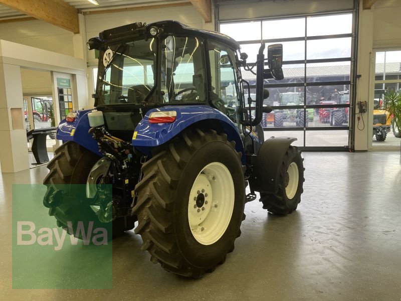 Traktor of the type New Holland T 4.65, Gebrauchtmaschine in Forchheim (Picture 3)