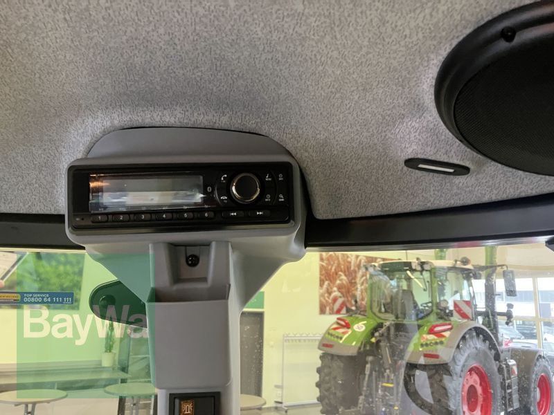 Traktor of the type New Holland T 4.65, Gebrauchtmaschine in Forchheim (Picture 21)