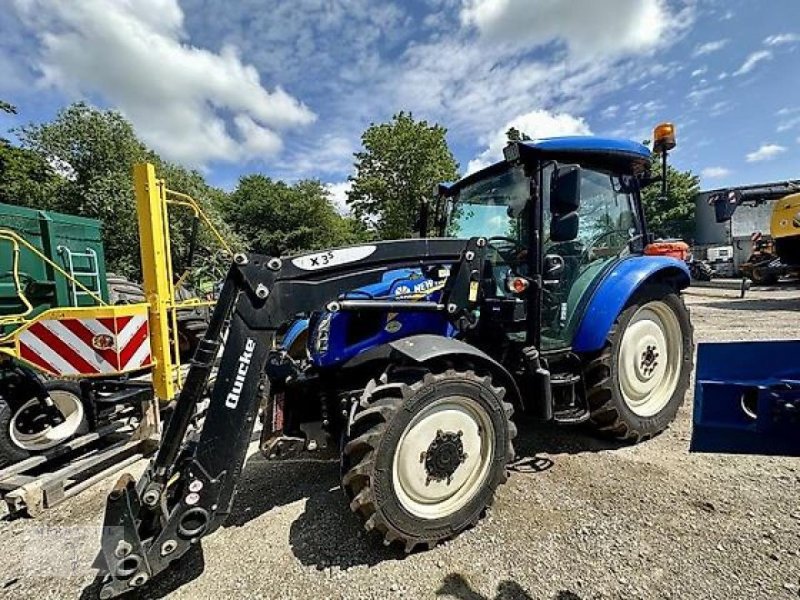 Traktor des Typs New Holland T 4.65, Gebrauchtmaschine in Pragsdorf (Bild 1)