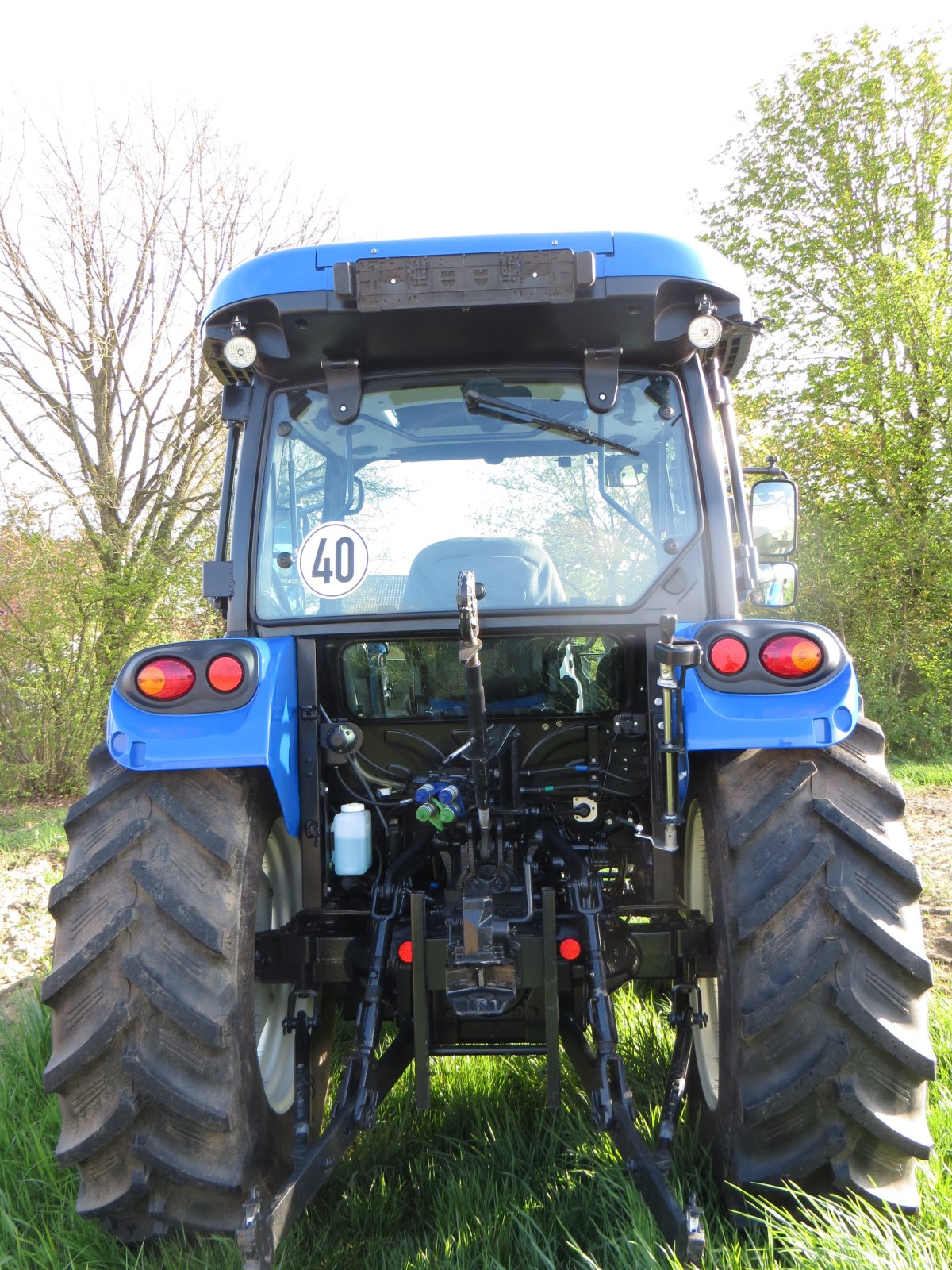 Traktor типа New Holland T 4.65, Gebrauchtmaschine в Aichach (Фотография 3)