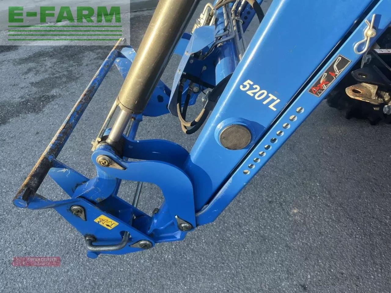 Traktor of the type New Holland t 4.75 mit frontlader, Gebrauchtmaschine in ST. PÖLTEN (Picture 13)