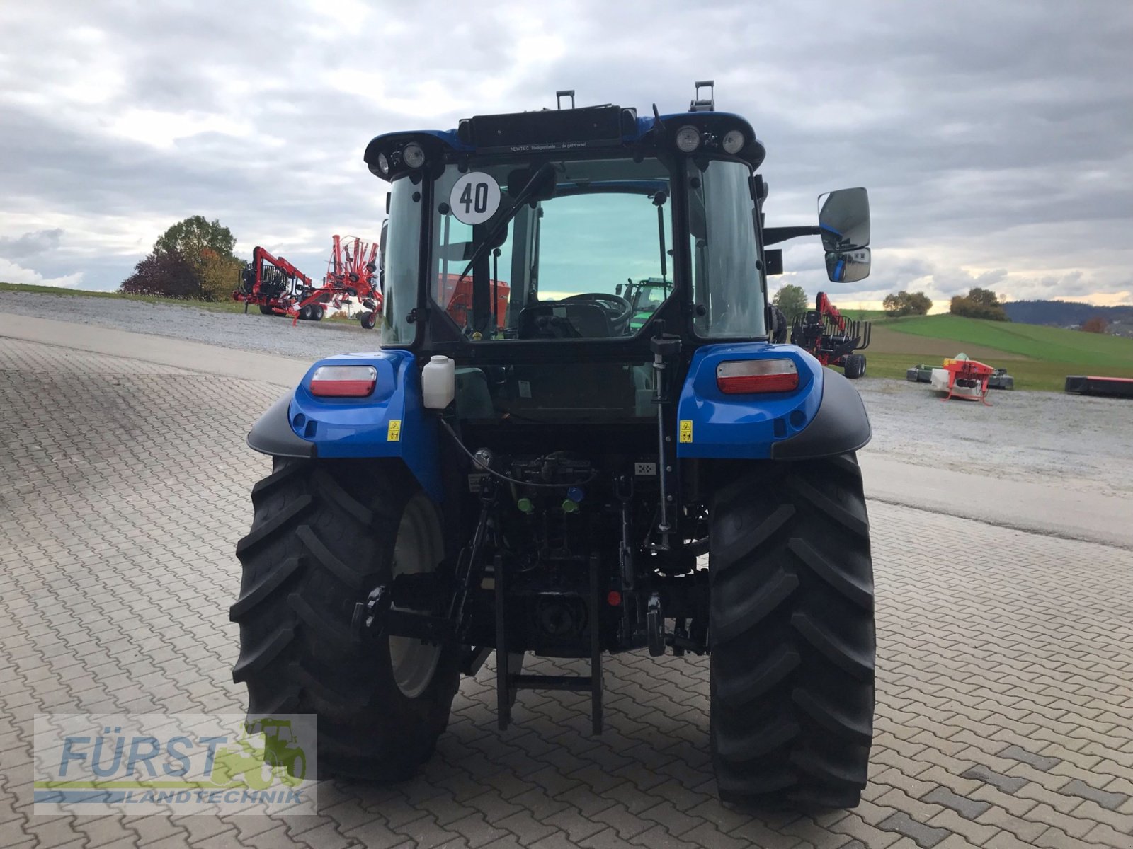 Traktor of the type New Holland T 4.75, Gebrauchtmaschine in Perlesreut (Picture 7)