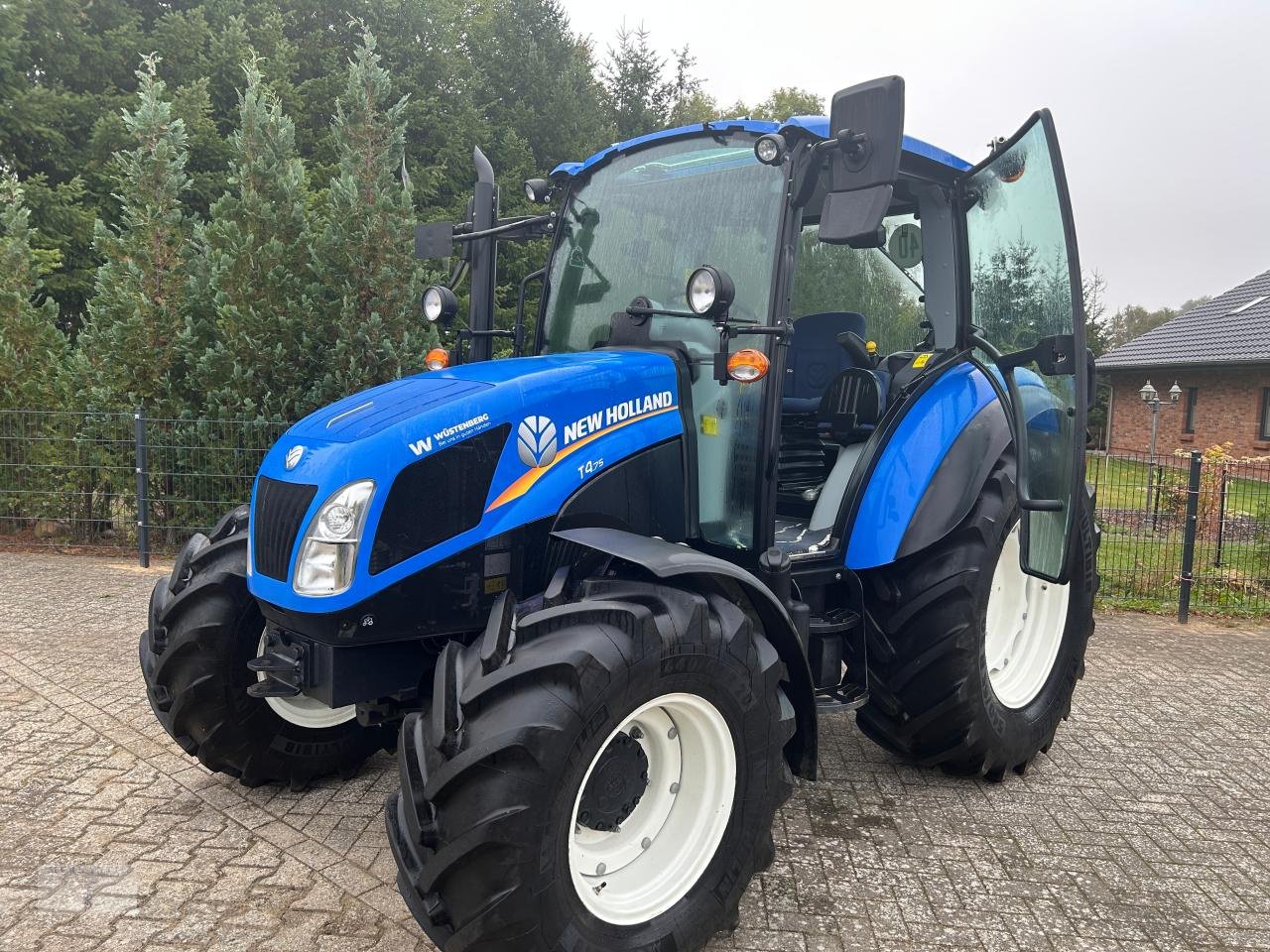 Traktor типа New Holland T 4.75, Gebrauchtmaschine в Pragsdorf (Фотография 4)