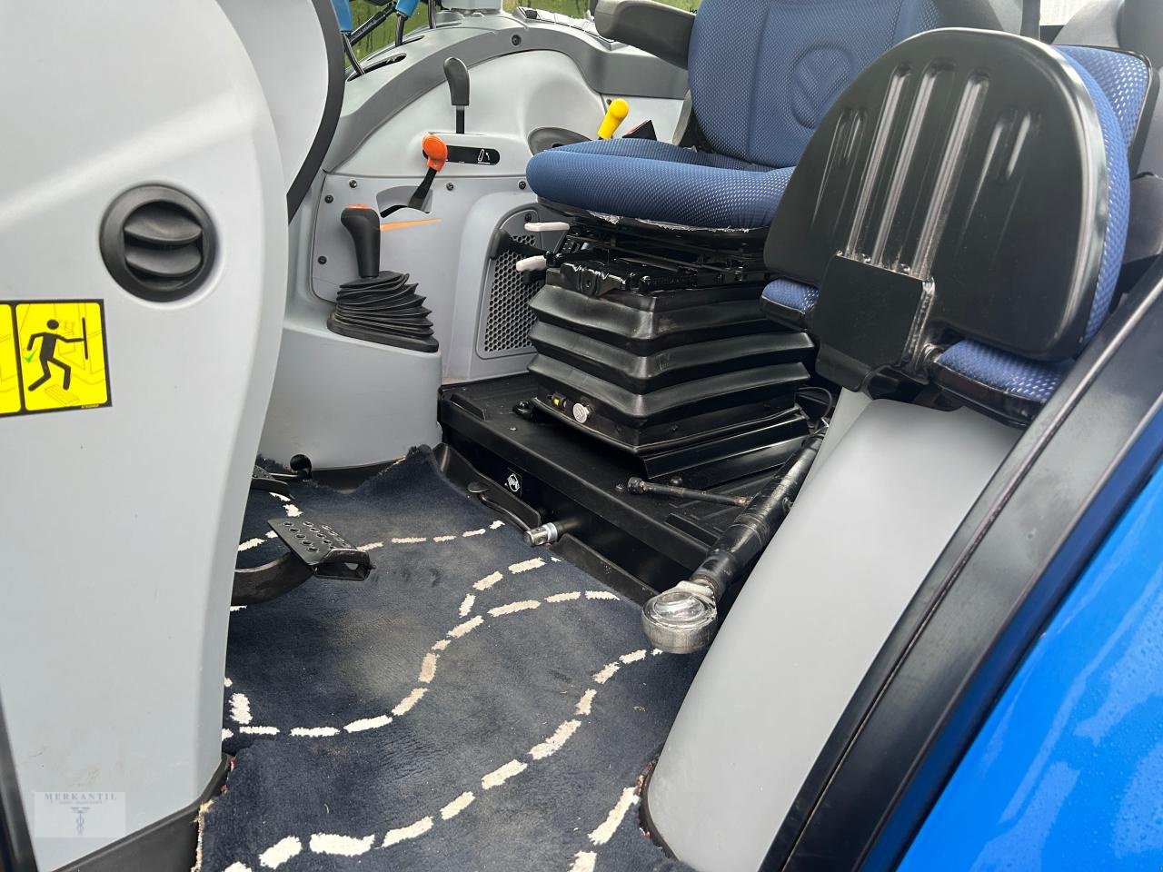 Traktor типа New Holland T 4.75, Gebrauchtmaschine в Pragsdorf (Фотография 15)