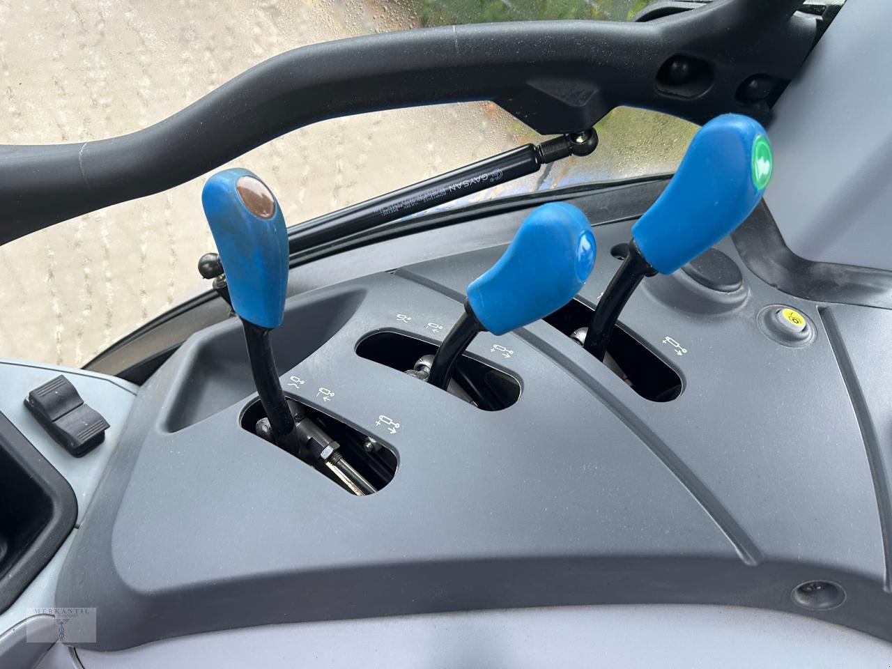 Traktor типа New Holland T 4.75, Gebrauchtmaschine в Pragsdorf (Фотография 20)