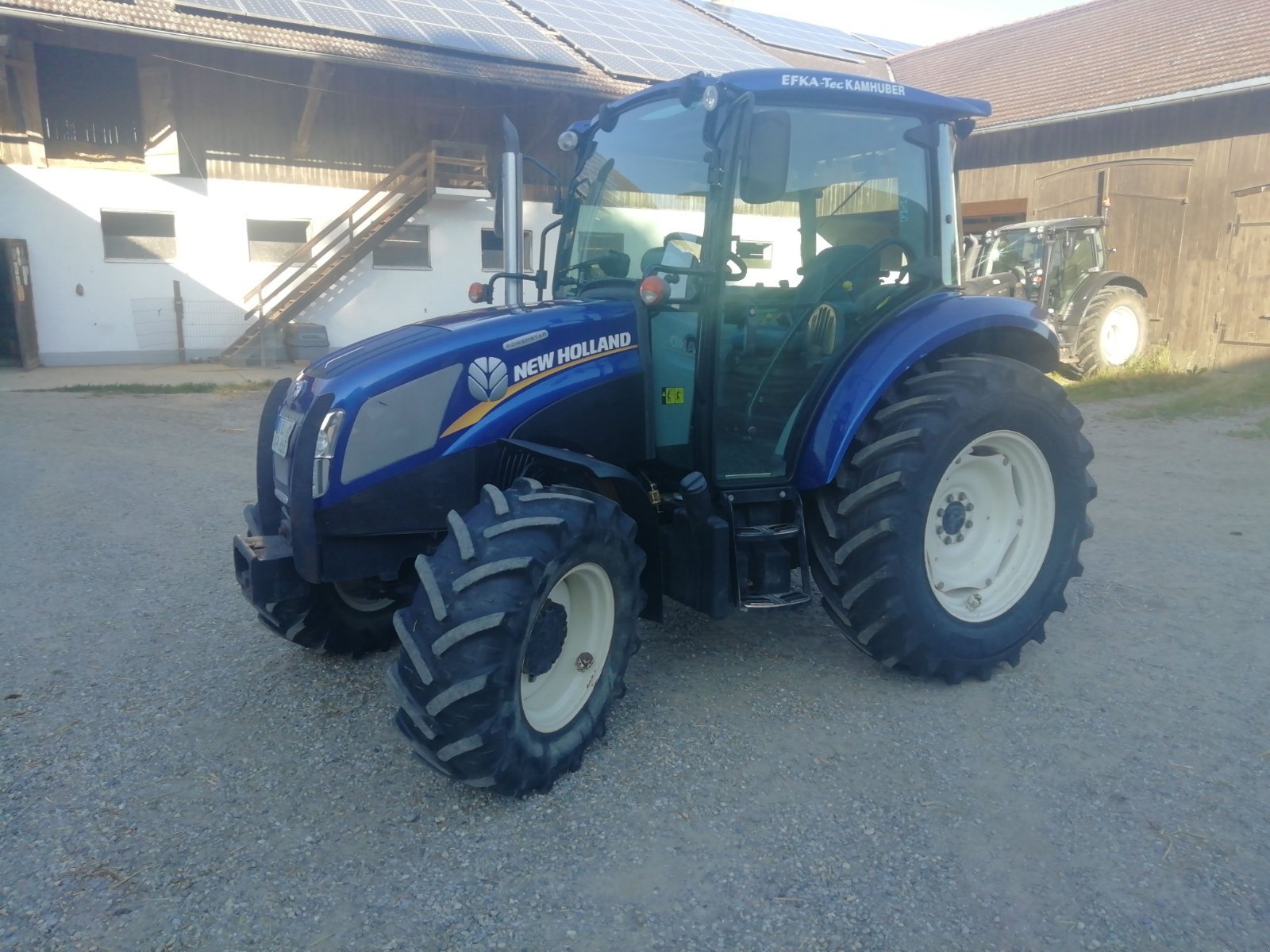Traktor des Typs New Holland T 4.75, Gebrauchtmaschine in Erlbach (Bild 1)