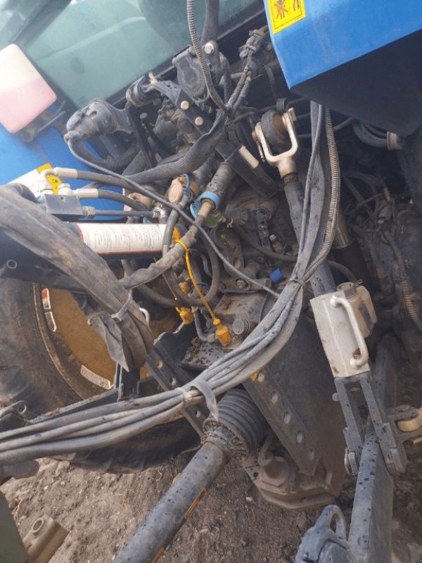 Traktor tipa New Holland T 5 110 DUAL, Gebrauchtmaschine u ENNEZAT (Slika 5)