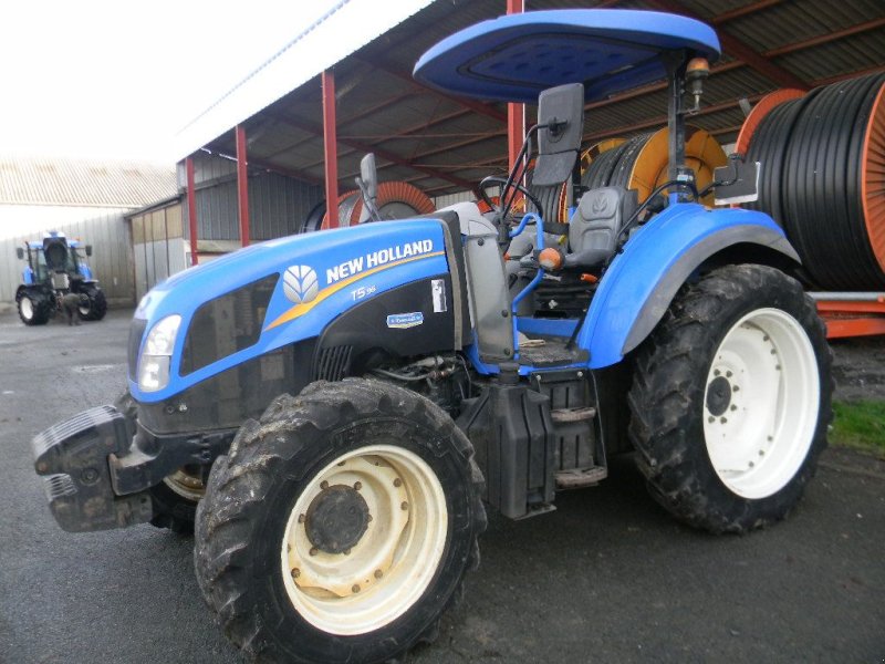 Traktor a típus New Holland T 5 95 DC, Gebrauchtmaschine ekkor: ENNEZAT (Kép 1)