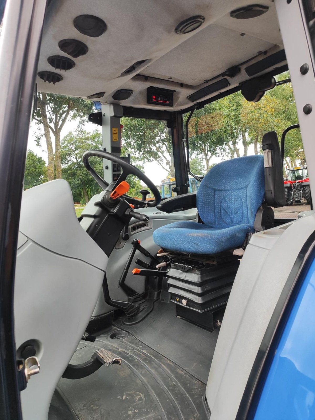 Traktor typu New Holland T 5060, Gebrauchtmaschine v Rouveen (Obrázek 5)