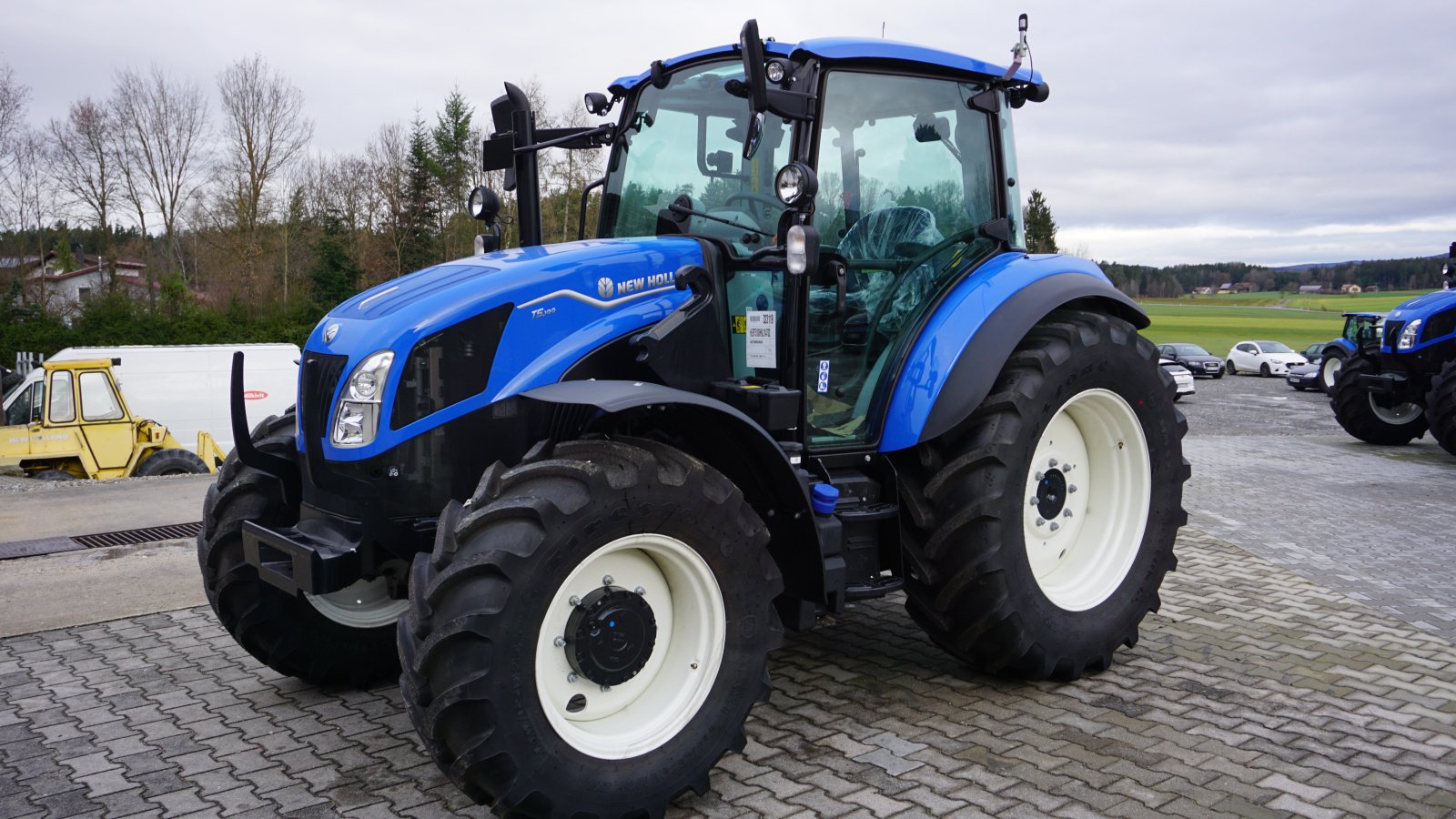 Traktor des Typs New Holland T 5.100 DC 1.5 HD, Neumaschine in Rötz (Bild 1)
