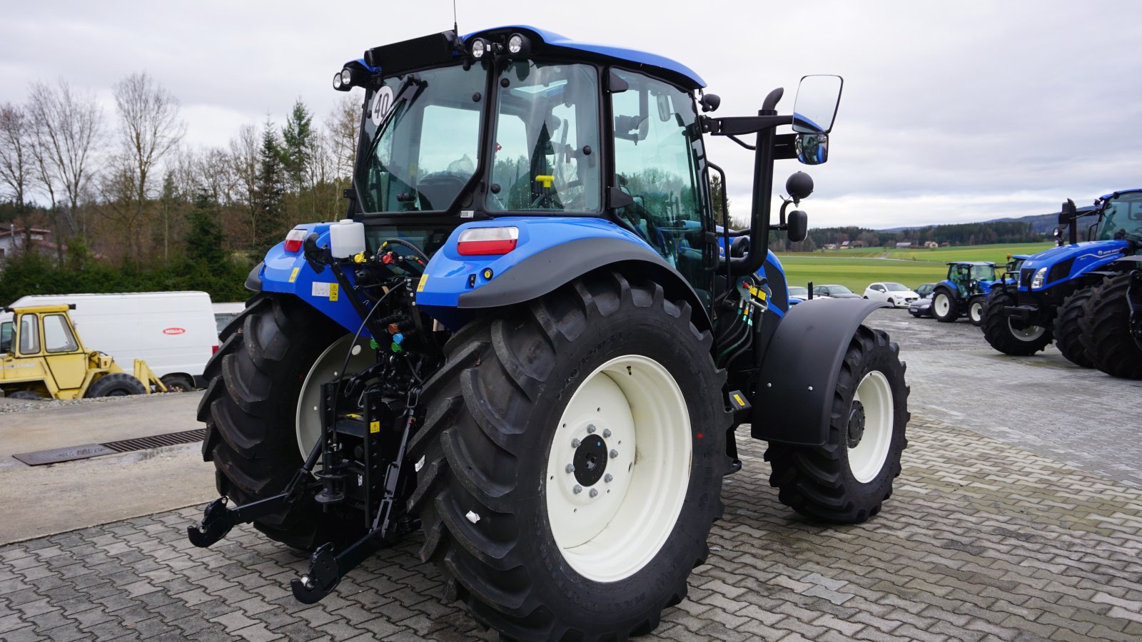 Traktor des Typs New Holland T 5.100 DC 1.5 HD, Neumaschine in Rötz (Bild 15)