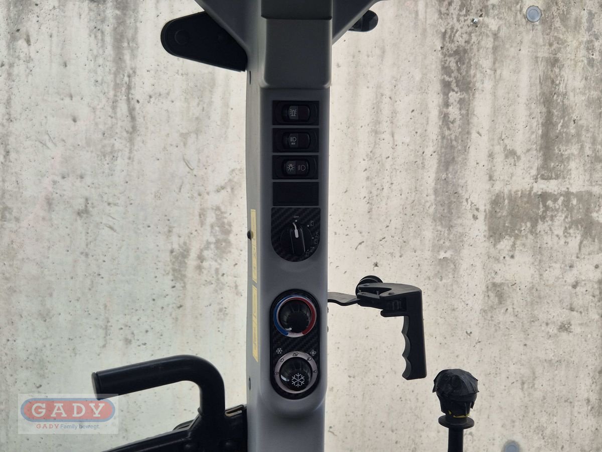 Traktor of the type New Holland T 5.105, Gebrauchtmaschine in Lebring (Picture 12)