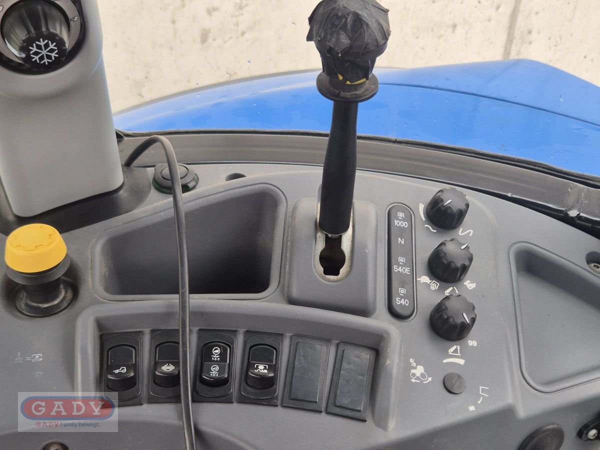 Traktor of the type New Holland T 5.105, Gebrauchtmaschine in Lebring (Picture 11)