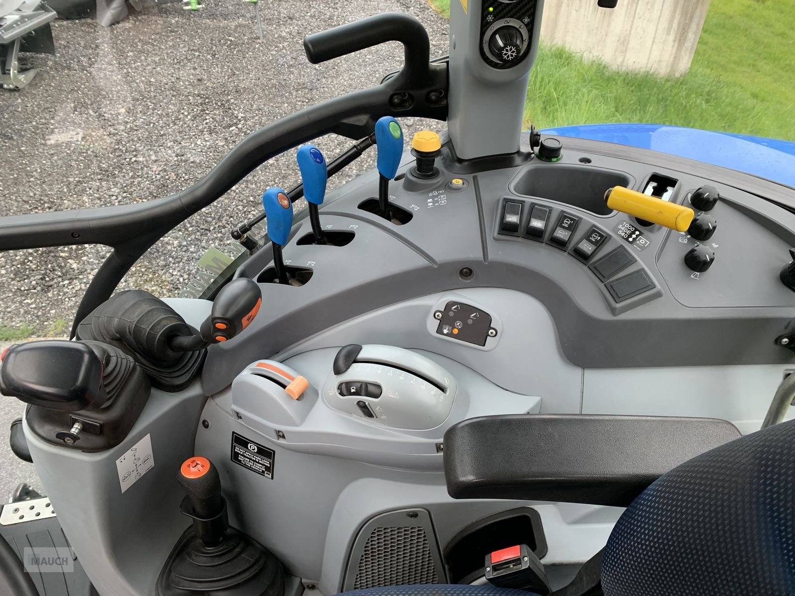 Traktor типа New Holland T 5.105, Gebrauchtmaschine в Eben (Фотография 13)