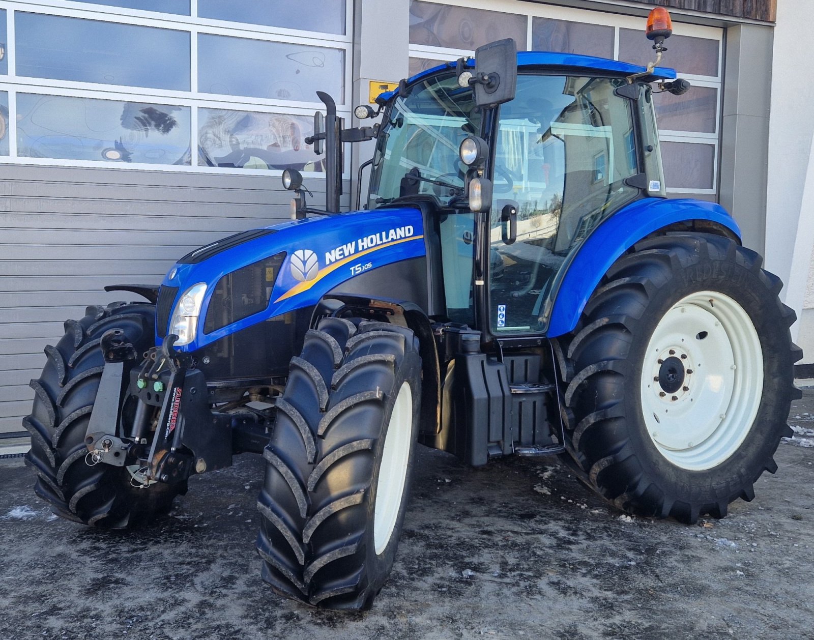 Traktor del tipo New Holland T 5.105, Gebrauchtmaschine en Neureichenau (Imagen 1)