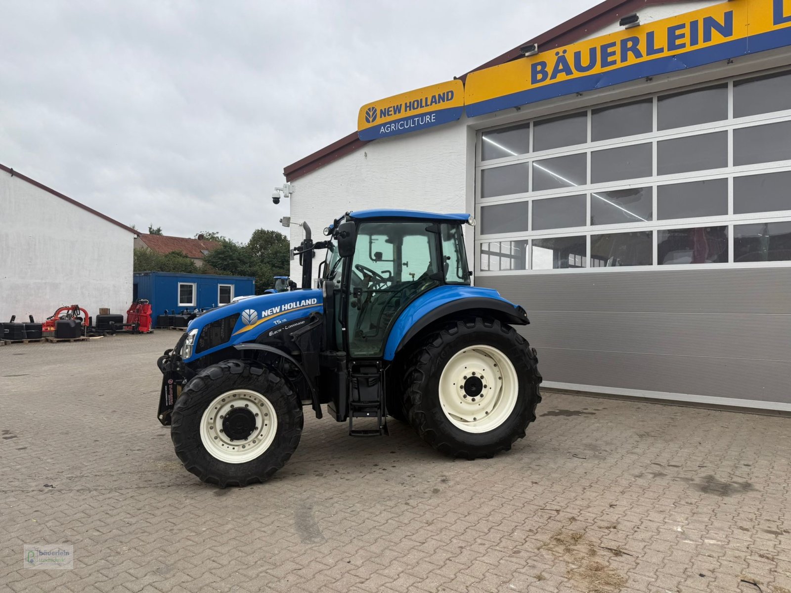 Traktor of the type New Holland T 5.105, Gebrauchtmaschine in Buch am Wald (Picture 3)