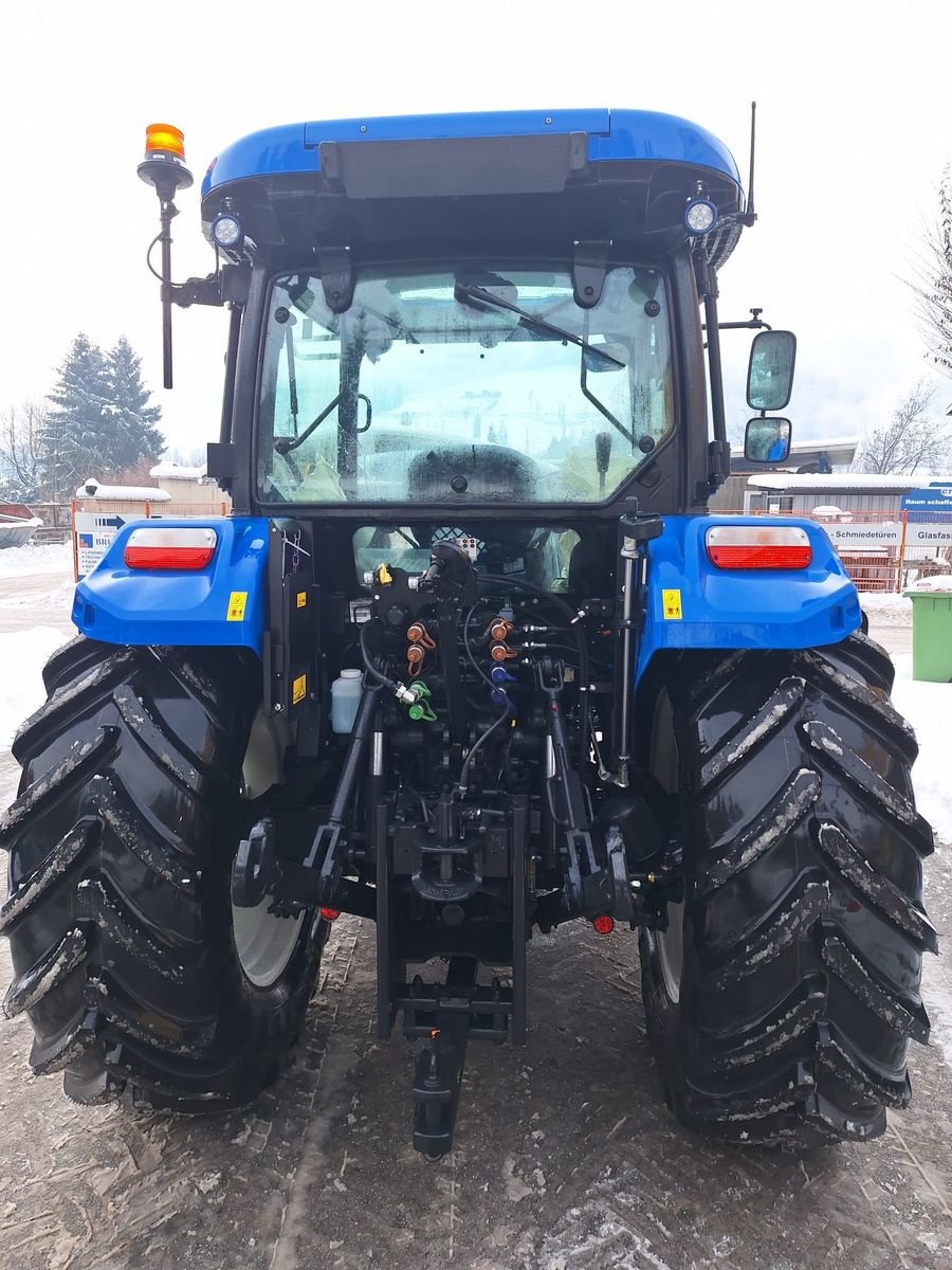 Traktor a típus New Holland T 5.110 S Neue Modellbaureihe Lagermaschine, Neumaschine ekkor: Burgkirchen (Kép 4)