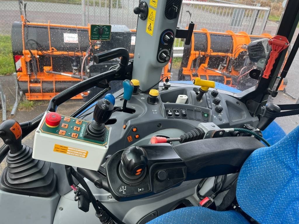 Traktor za tip New Holland T 5.115 EC, Gebrauchtmaschine u Mern (Slika 2)