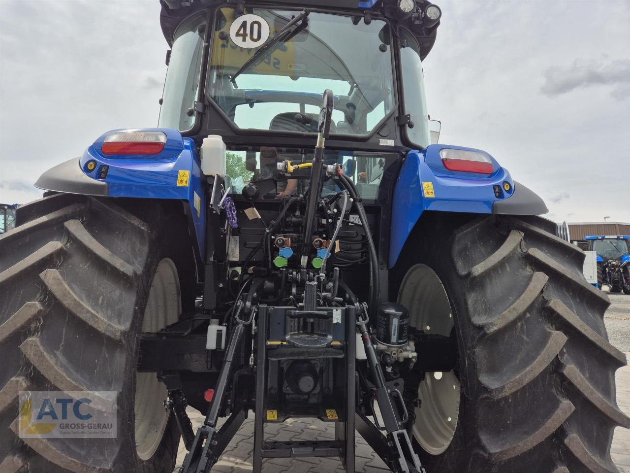 Traktor tipa New Holland T 5.120 DualCommand, Neumaschine u Groß-Gerau (Slika 2)