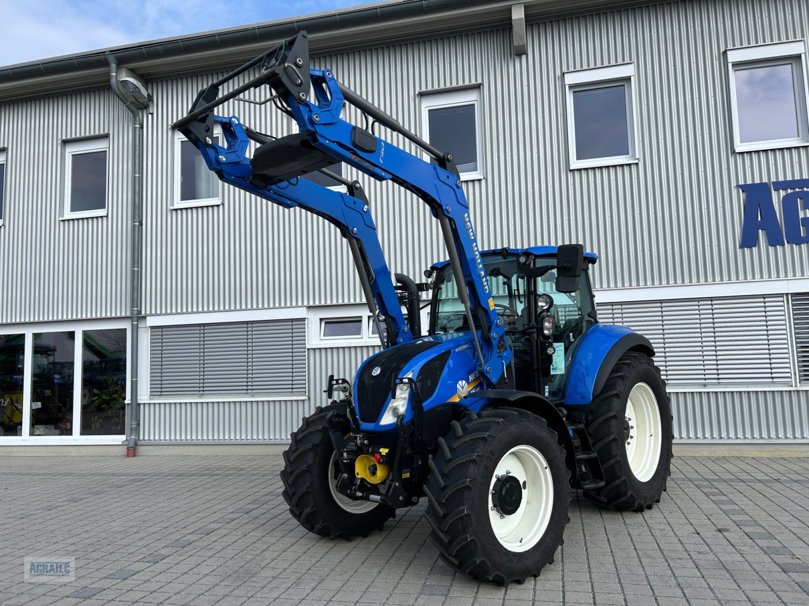 Traktor типа New Holland T 5.120 ElectroCommand, Gebrauchtmaschine в Salching bei Straubing (Фотография 2)