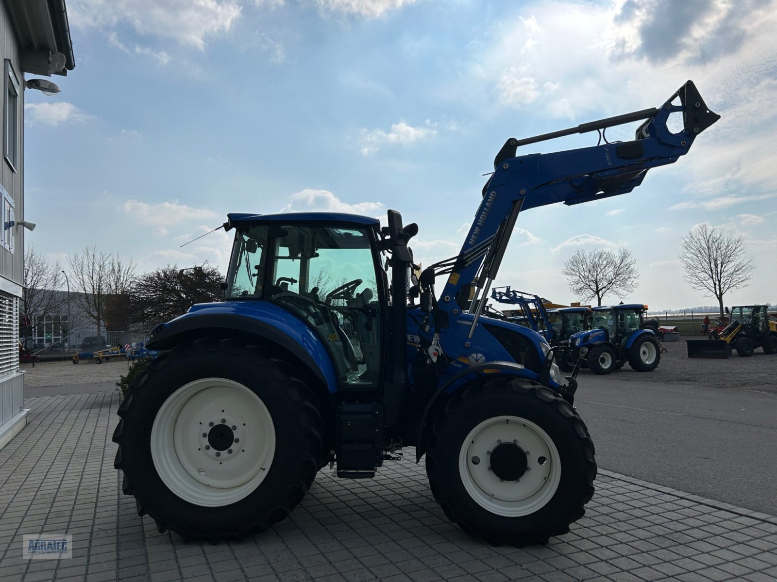 Traktor типа New Holland T 5.120 ElectroCommand, Gebrauchtmaschine в Salching bei Straubing (Фотография 5)