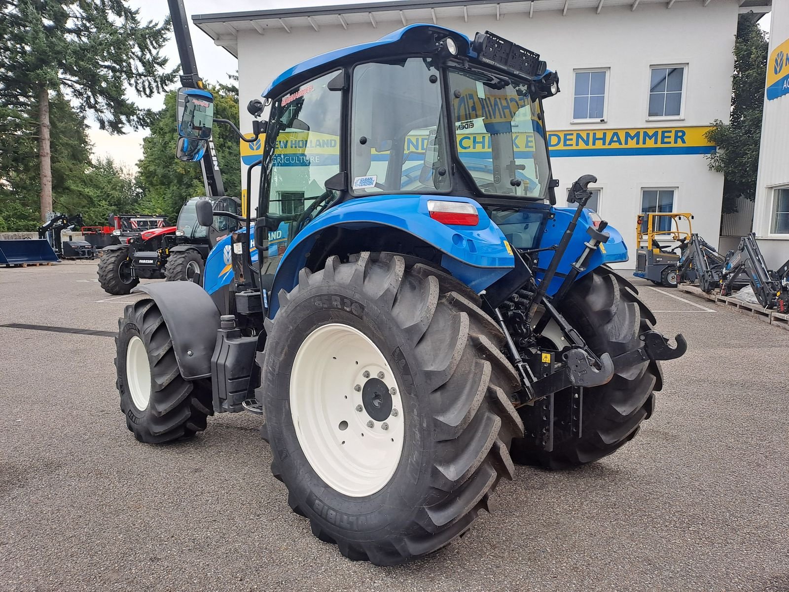 Traktor типа New Holland T 5.75, Gebrauchtmaschine в Burgkirchen (Фотография 14)