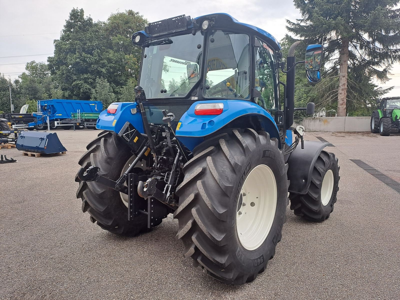Traktor типа New Holland T 5.75, Gebrauchtmaschine в Burgkirchen (Фотография 11)