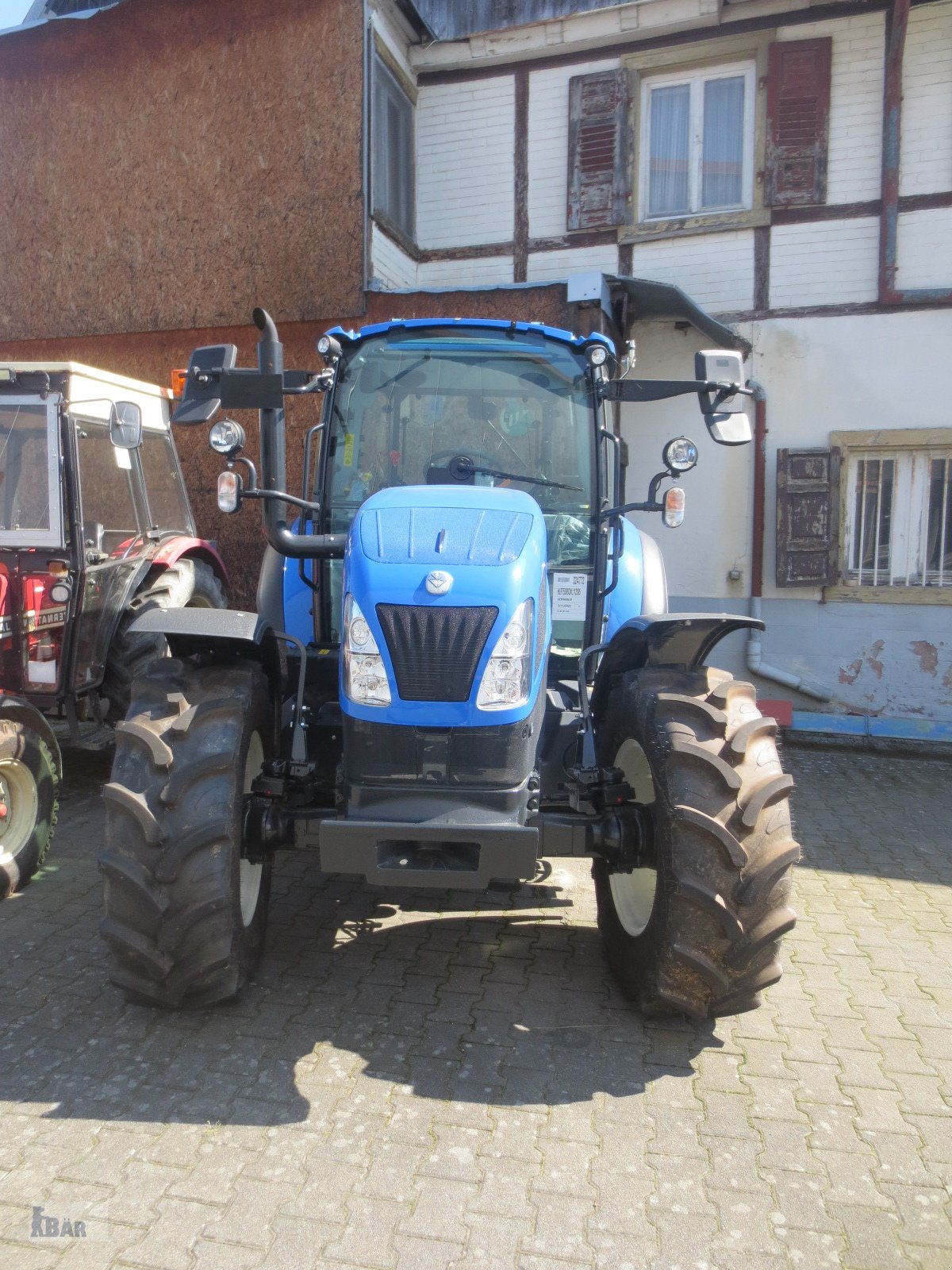 Traktor des Typs New Holland T 5.80 DC, Neumaschine in Neuried - Altenheim (Bild 2)