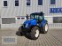 Traktor des Typs New Holland T 5.80, Neumaschine in Salching bei Straubing (Bild 2)