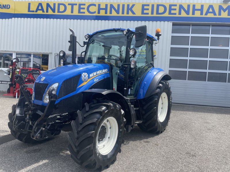 Traktor tip New Holland T 5.85, Gebrauchtmaschine in Burgkirchen