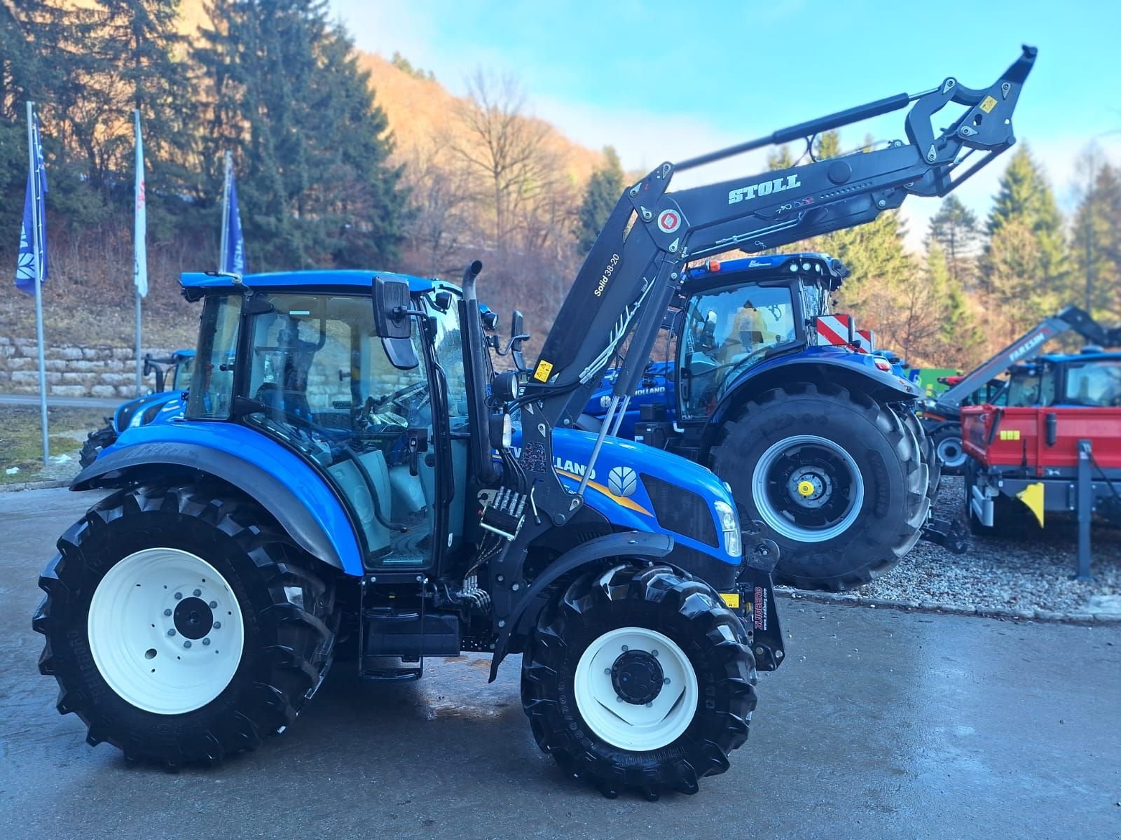 Traktor типа New Holland T 5.85, Gebrauchtmaschine в Burgkirchen (Фотография 10)