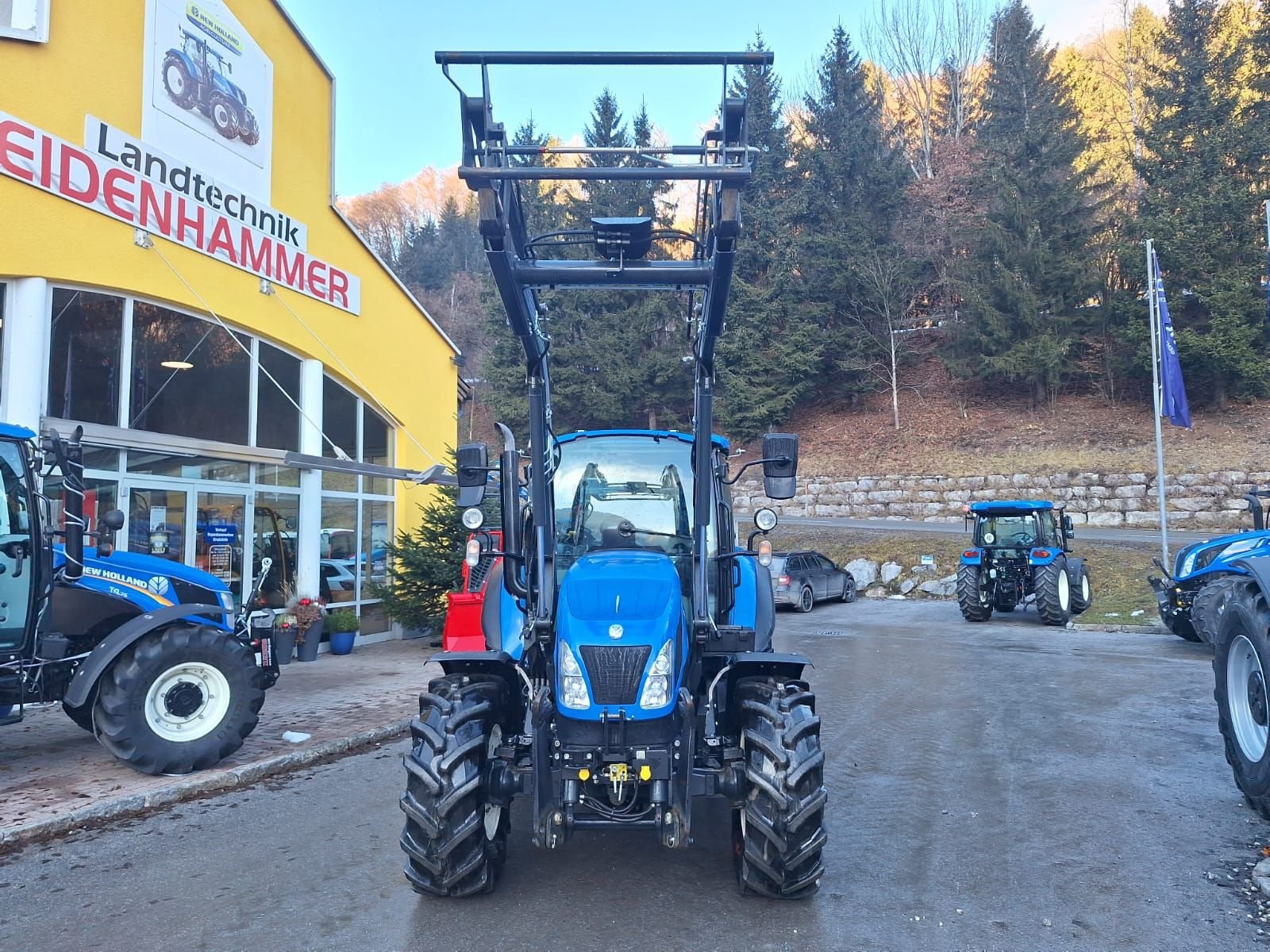 Traktor типа New Holland T 5.85, Gebrauchtmaschine в Burgkirchen (Фотография 12)