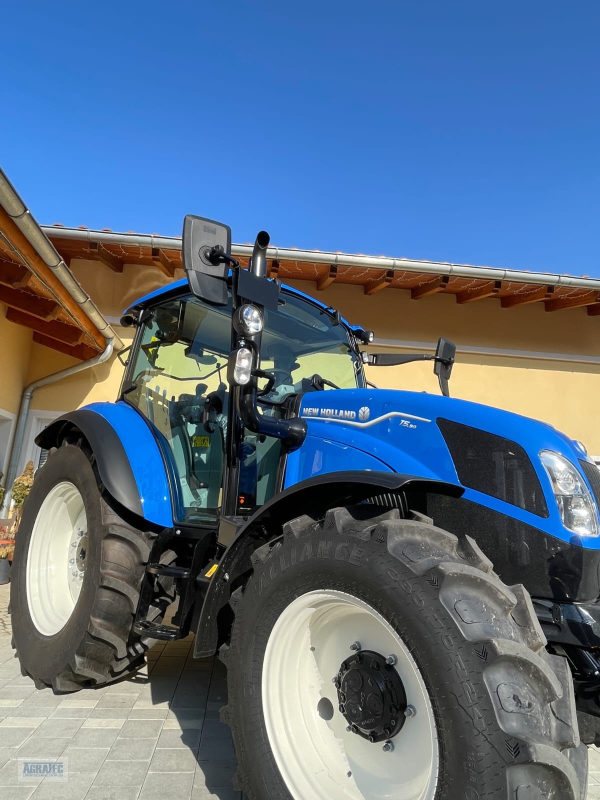 Traktor του τύπου New Holland T 5.90 DC, Neumaschine σε Bad Kötzting (Φωτογραφία 2)