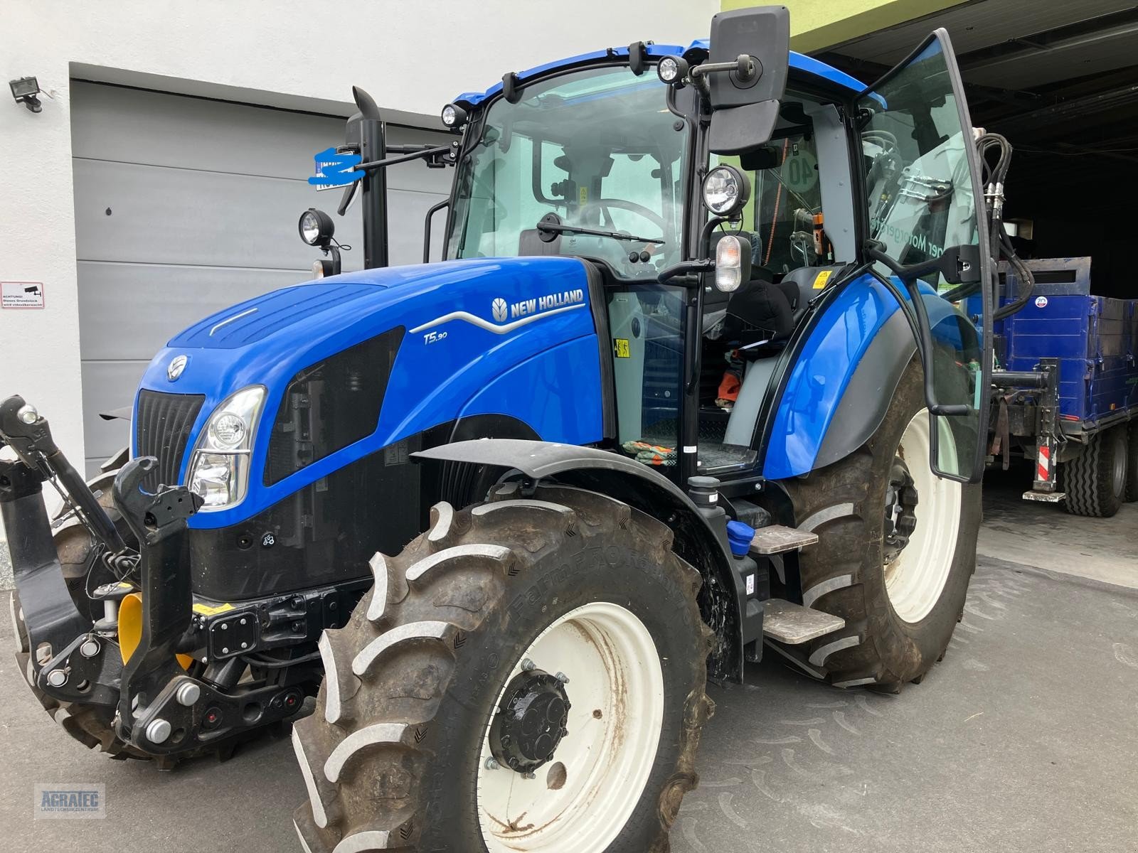 Traktor του τύπου New Holland T 5.90 DC, Neumaschine σε Bad Kötzting (Φωτογραφία 7)
