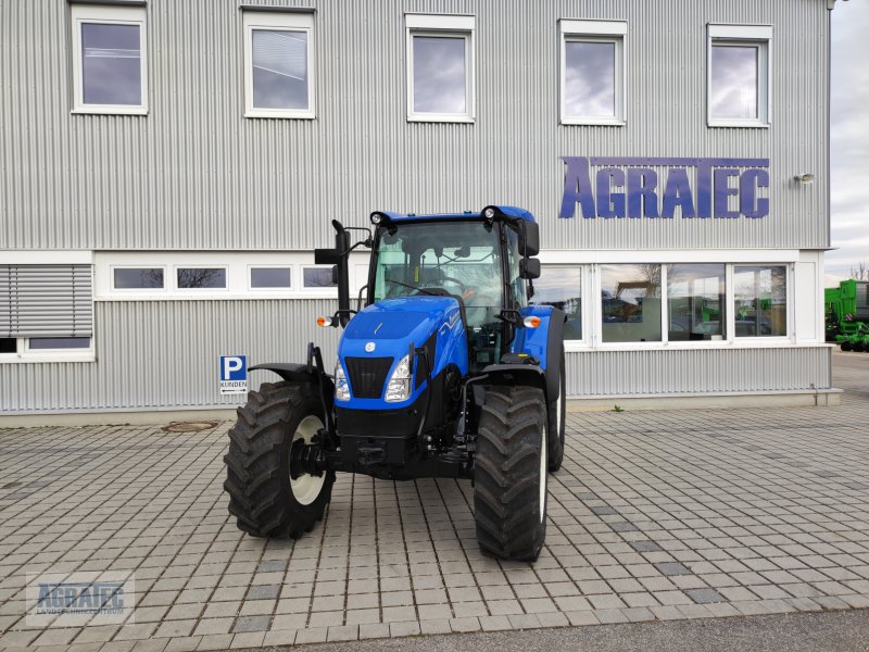 Traktor of the type New Holland T 5.90 S, Neumaschine in Salching bei Straubing (Picture 1)