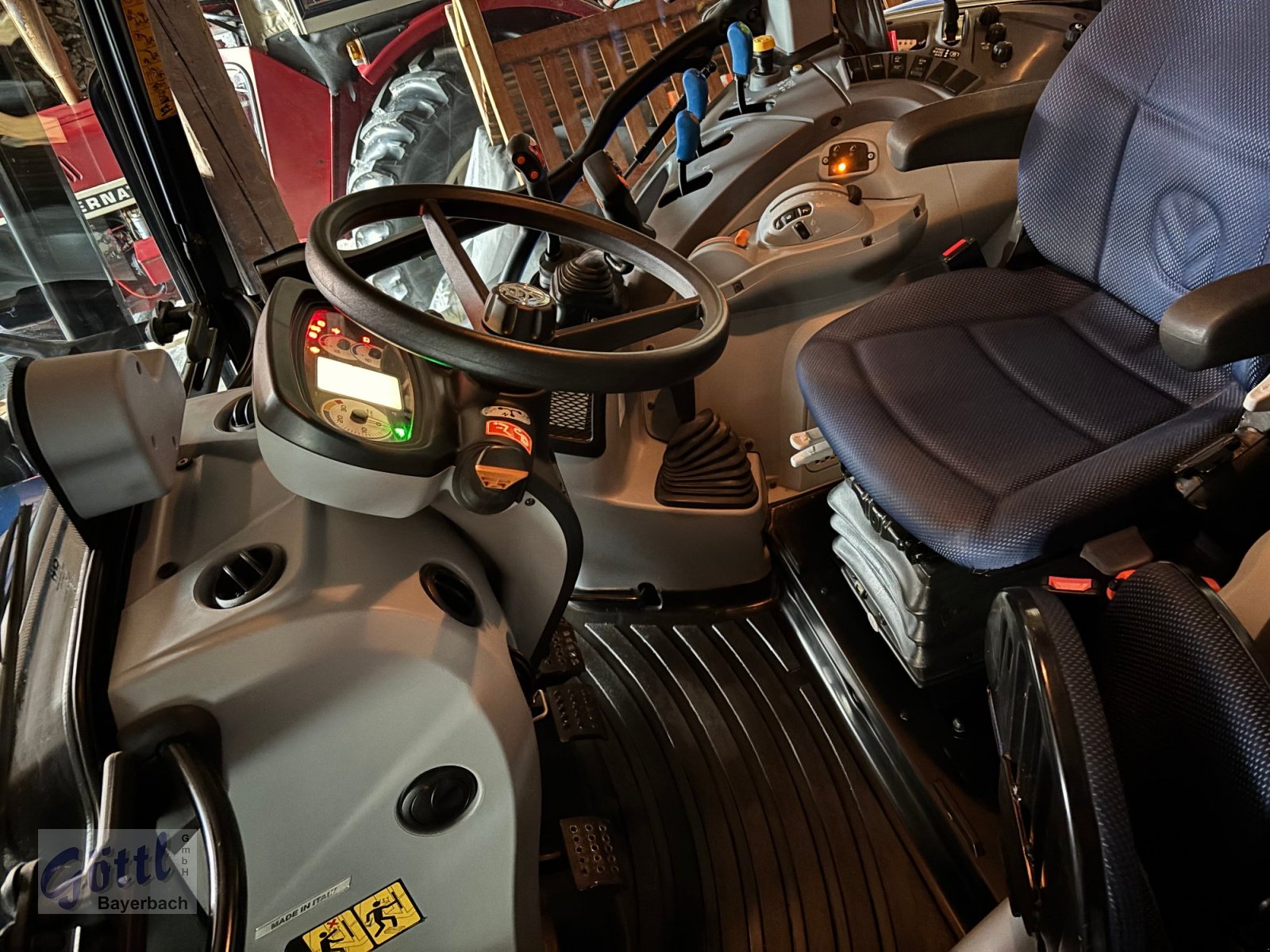 Traktor typu New Holland T 5.95, Gebrauchtmaschine v Bayerbach (Obrázek 9)