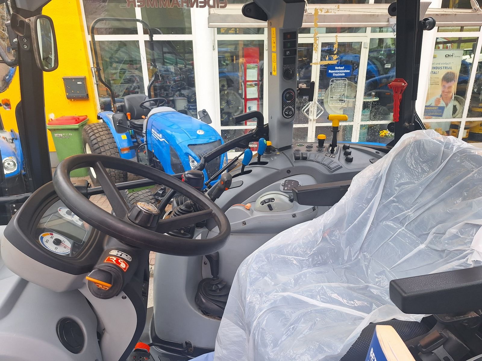 Traktor typu New Holland T 5.95, Gebrauchtmaschine v Burgkirchen (Obrázek 7)