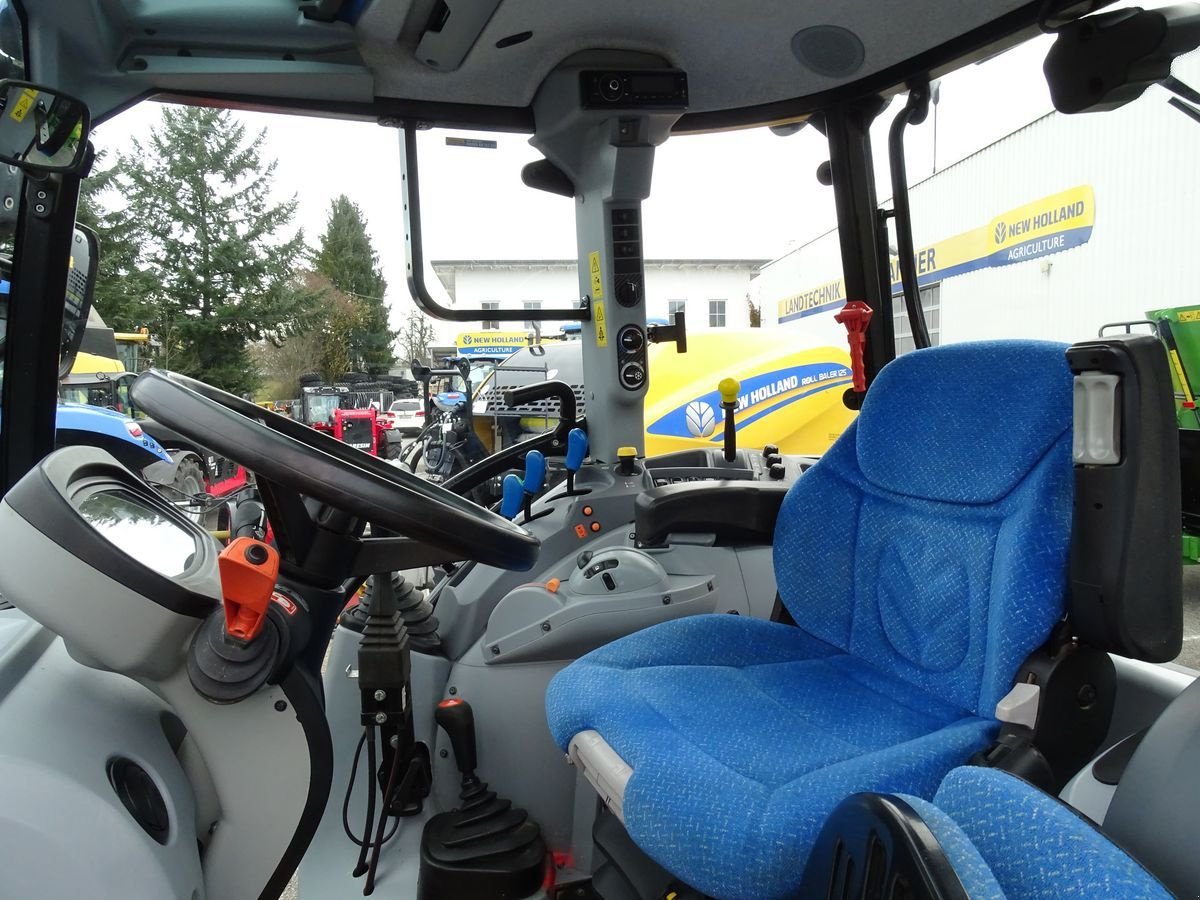 Traktor des Typs New Holland T 5.95, Gebrauchtmaschine in Burgkirchen (Bild 7)
