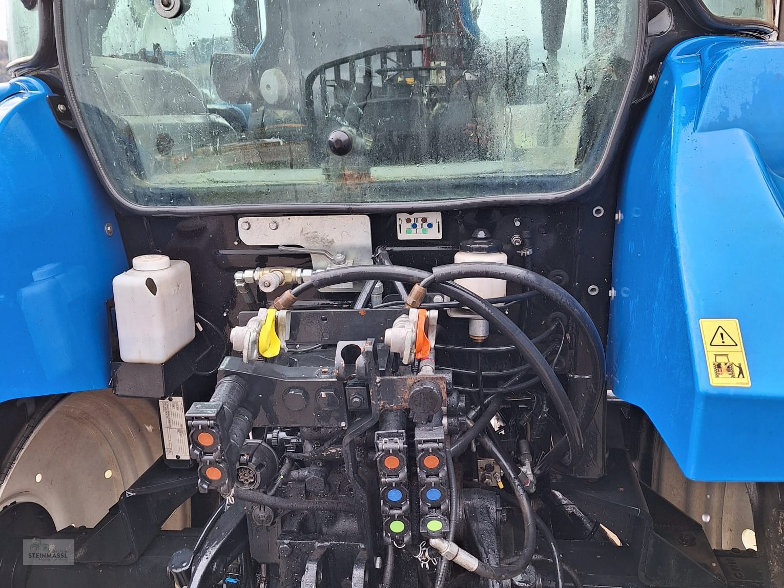 Traktor des Typs New Holland T 5.95, Gebrauchtmaschine in Ainring (Bild 3)