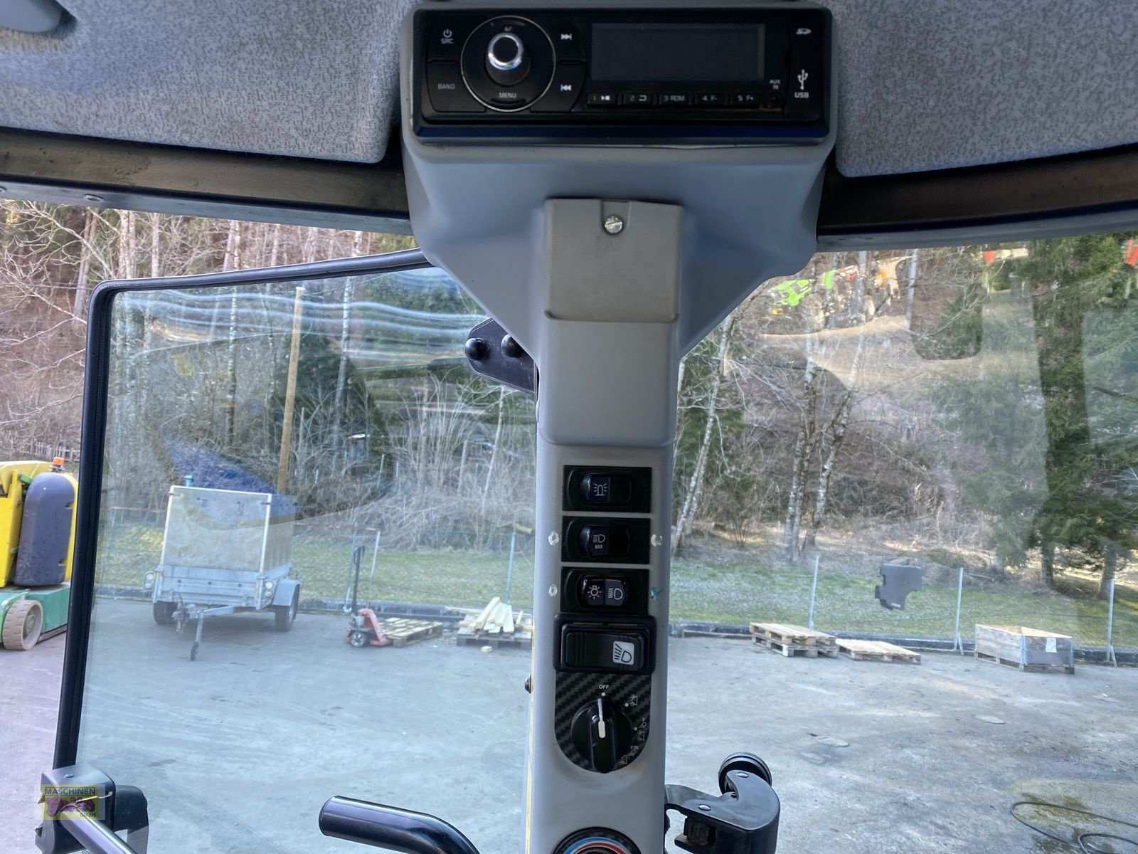 Traktor des Typs New Holland T 5.95, Gebrauchtmaschine in Kötschach (Bild 24)